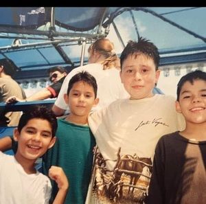 Meet your Posher, Felipe